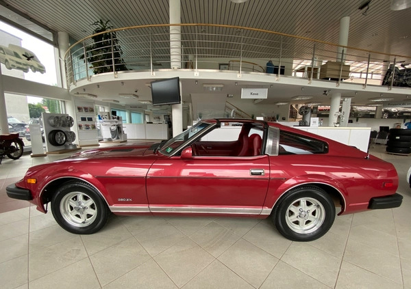 Nissan 280 ZX cena 100000 przebieg: 112000, rok produkcji 1981 z Mielec małe 436